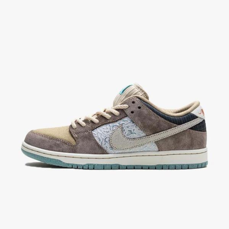 Dunk Low SB Money Savings